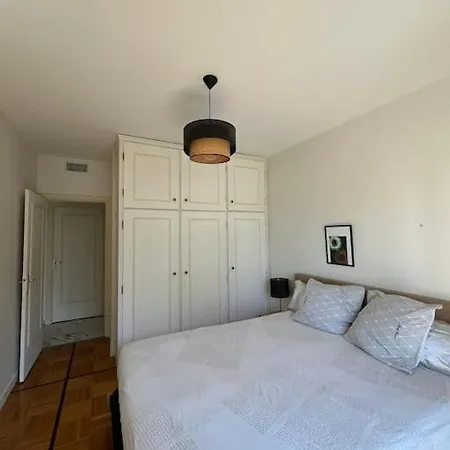 Free Parking, Private Bedroom And Bathroom With Seaview * ニース