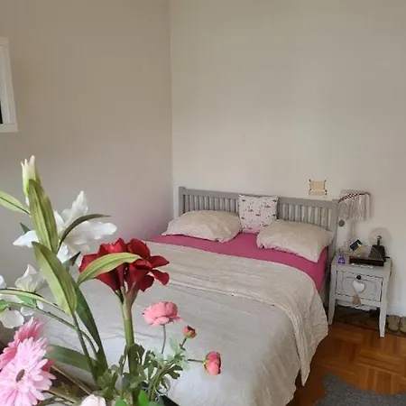 ホームステイ Free Parking, Private Bedroom And Bathroom With Seaview ニース