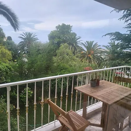 Free Parking, Private Bedroom And Bathroom With Seaview